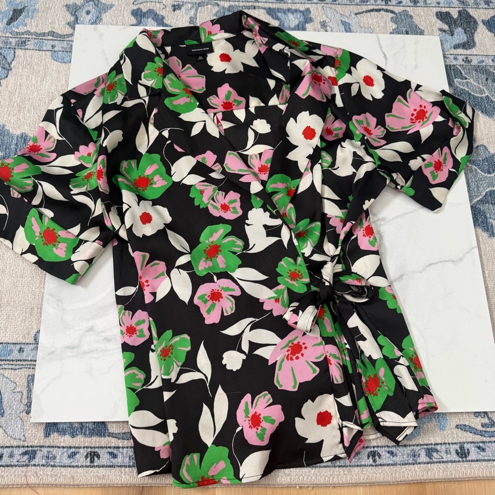 Who What Wear Black Floral Blouse